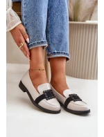 Lakované Dámské Mokasíny S Dekorací Světle Šedé Vinceza 58389 Lakované Dámské Mokasíny S Dekorací Světle Šedé Vinceza 58389