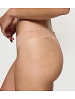 PRETTY MICRO - String – krajková mikro tanga bez viditelných švů Triumph