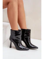 Lakované Kotníkové Boty Na Špičce Nazouvací Černé Seliri Lakované Kotníkové Boty Na Špičce Nazouvací Černé Seliri