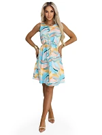 296-15 VICTORIA Trapézové letní šaty v barevných vlnách - citronově modré