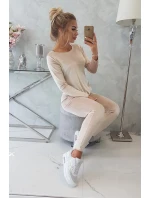 Velurová souprava s řasením na zadní straně béžová