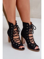 Sandály Na Podpatku S Holení A Šněrováním Černé Ivelseki