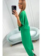 Souprava halenky a kalhot zelená