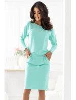 189-12 Teplákové šaty s dlouhým rukávem a kapsami - pohodlný střih s výstřihem na zádech - MINT