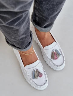 Kožené dámské mokasíny s třásněmi na platformě a klínu bílé Eleazetta