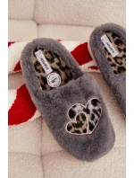 Kožešinové pantofle se srdíčky šedé Amandra Kožešinové pantofle se srdíčky šedé Amandra