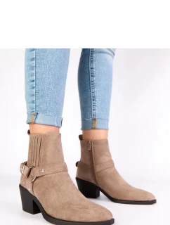 Boty na podpatku  model 222049 Solea