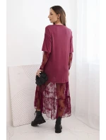 Dámské šaty s tylovým spodním dílem a rukávy bordová