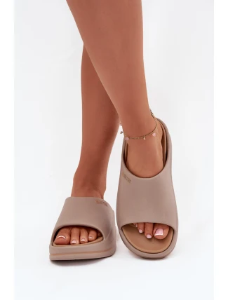 Dámské Pantofle Na Platformě Big Star SS274424 Tmavě Béžové