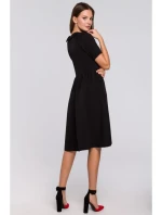 K028 Šaty s ohrnutým výstřihem - černé