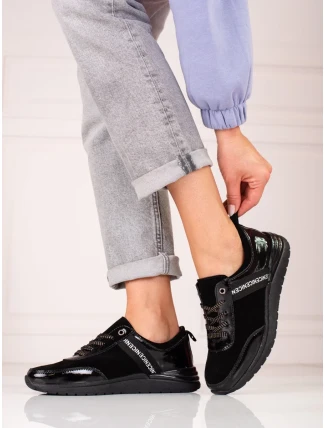 Stylové dámské černé tenisky bez podpatku Stylové dámské černé tenisky bez podpatku