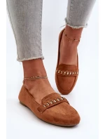 Lesklé dámské mokasíny s řetízkem Velbloudí Aredilla Lesklé dámské mokasíny s řetízkem Velbloudí Aredilla