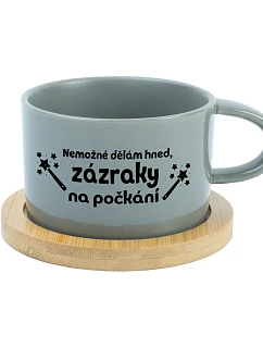 NEMOŽNÉ DĚLÁM HNED, ZÁZRAKY NA POČKÁNÍ - šedý hrníček makronka 200 ml