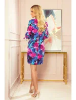 Pohodlné dámské oversize šaty se vzorem světle modro-růžových květů 323-1