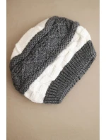 Dámská zimní čepice z vlny s ozdobným vzorem K446 grafitová + bílá