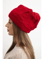 Dámská zimní čepice z vlny s ozdobným pletením K451 červená