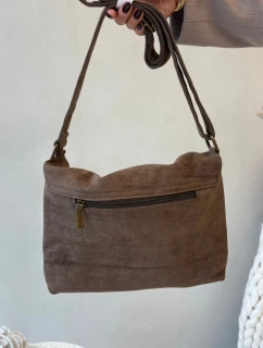 Kabelka Poštní Taška Z Eko Semiš Tmavě Béžová Carenza