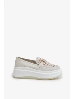 Kožené Dámské Mokasíny Na Platformě Se Zlatou Ozdobou Vinceza Světle Béžové Kožené Dámské Mokasíny Na Platformě Se Zlatou Ozdobou Vinceza Světle Béžové