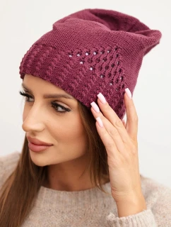 Dámská zimní čepice z vlny s ozdobným pletením a kamínky K449 tmavě fialová