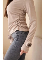 Hedvábná dámská blůzka s řasením po stranách tmavě béžová