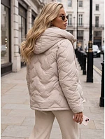 Dámská prošívaná bunda s kapucí, béžová, FashionStreet TY5945 Dámská prošívaná bunda s kapucí, béžová, FashionStreet TY5945