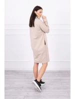 Šaty s kravatou ve světle béžové barvě
