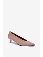 Kožené lodičky s kitten heel béžové Nuretta Kožené lodičky s kitten heel béžové Nuretta