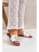 Kožené Pantofle S Dekorací Na Plochém Podpatku Bílé Zazoo 3047/O