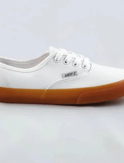 Bílé tenisky s kontrastní podrážkou (AW0212-02)