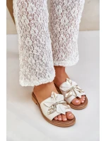 Sandály S Dekorací Přírodní Kůže Zazoo 3667 Bílé Sandály S Dekorací Přírodní Kůže Zazoo 3667 Bílé