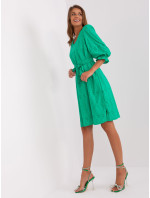 Zelené prolamované šaty s 3/4 rukávy