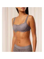 Dámská podprsenka Body Make-Up Illusion Lace Balconette - Triumph Dámská podprsenka Body Make-Up Illusion Lace Balconette - Triumph