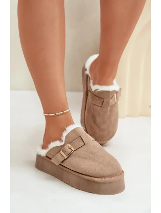 Dámské Pantofle Na Silné Podešvi S Kožešinou A Přezkou Tmavě Béžové Linneola Dámské Pantofle Na Silné Podešvi S Kožešinou A Přezkou Tmavě Béžové Linneola