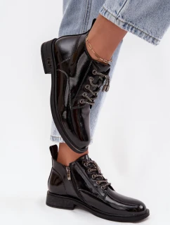 Lakované kožené dámské botky D&A – černé