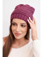 Dámská zimní čepice s klasickým žebrovaným pletením K439 tmavě fialová