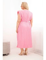 Dámské šaty plus size z viskózy, plisované s vázáním světle růžová