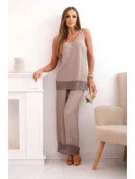Dámský komplet z viskózy, top na širokých ramínkách a kalhoty s širokým nohavicemi fango Dámský komplet z viskózy, top na širokých ramínkách a kalhoty s širokým nohavicemi fango