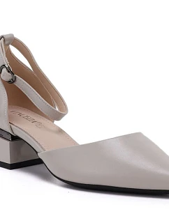 Dámské lodičky na klínku s páskem béžové barvy Vinceza 62278