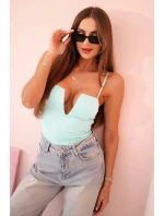 Dámská halenka s body bez ramínek, volánky a výstřihem do V mincovna