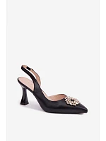 Sandály na podpatku s bižuterním ozdobením Vinceza 62277 Černé Sandály na podpatku s bižuterním ozdobením Vinceza 62277 Černé