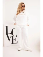 Dámský komplet masełko Plus Size se širokými nohavicemi a límečkem bílý