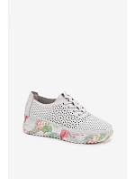 Semišové Ažurové Dámské Polobotky Vinceza 79603 Béžové Semišové Ažurové Dámské Polobotky Vinceza 79603 Béžové