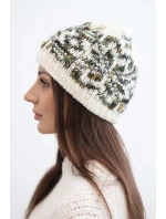Dámská zimní čepice z vlny s norským vzorem K354 ecru+tmavě zelená