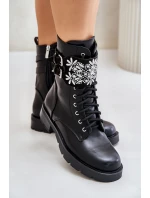 Zateplené pracovní boty s ozdobným pásem a přezkami černé Viveria Zateplené pracovní boty s ozdobným pásem a přezkami černé Viveria