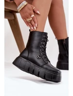 Zamszové Botky Workery Na Masivní Platformě Koturnie Černé Lavica Zamszové Botky Workery Na Masivní Platformě Koturnie Černé Lavica