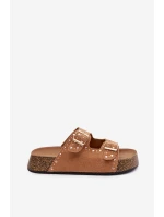 Dámské pantofle se zlatými sponami a cvočky Camel Tervina