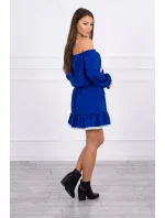 Chrpové šaty s otevřenými rameny a krajkou