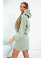 Zateplené šaty s obálkovým dnem tmavě mátové barvy Zateplené šaty s obálkovým dnem tmavě mátové barvy