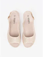 Jedinečné  sandály dámské hnědé na klínku