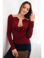 Dámská blůza s drapovaným výstřihem a dlouhým rukávem bordó